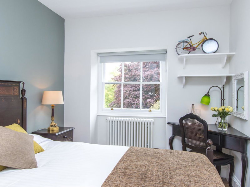 3 Berkeley Square Guesthouse, Bristol, United Kingdom