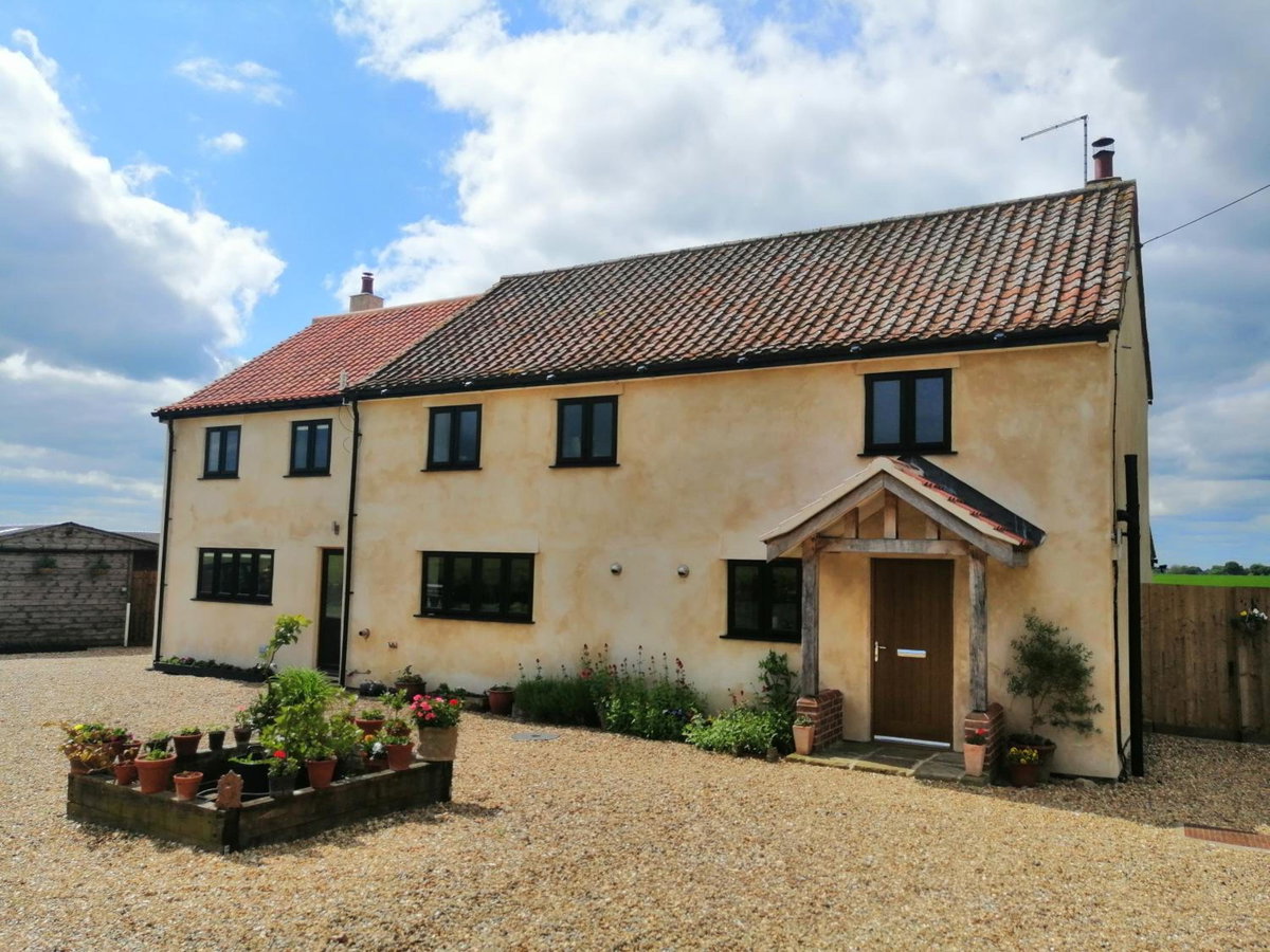 Hotel · Fieldview Farmhouse Bed and Breakfast, Colkirk