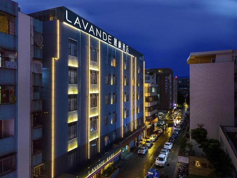 Lavande Hotel Zhongshan Shiqi Daxinxinduhui North Zhongshan Station, Zhongshan, China