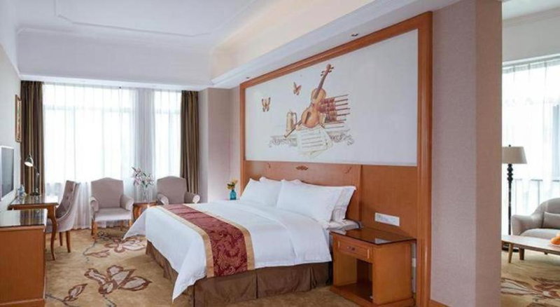 Vienna Hotel Guangdong Dongguan Chengnan Station, Dongguan, China