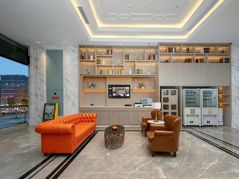 Vienna International Hotel Chengdu Shuangliu Airport Terminal Beijing Hualian, Chengdu, China
