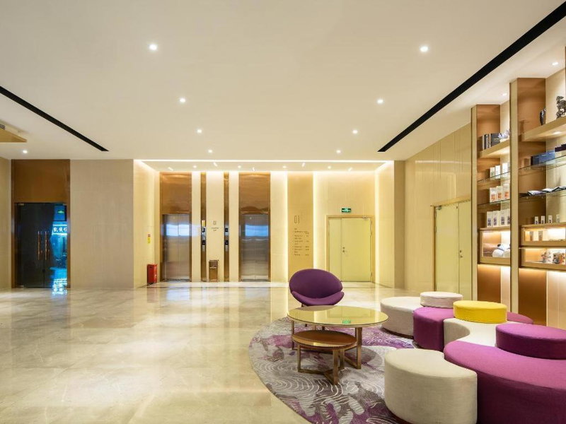 Lavande Hotel Zhongshan Xiaolan Taifeng, Jilong, China