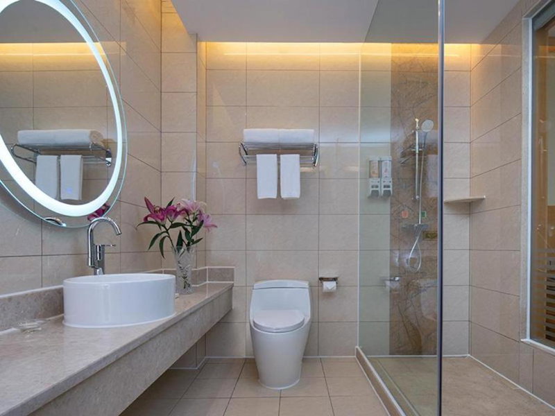 Vienna Hotel Guangdong Zhaoqing Sihui Tianguangxu, Sihui, China