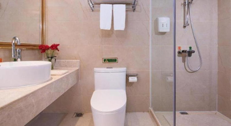 Vienna Hotel Guangdong Huizhou Huabianling Square, Huizhou, China