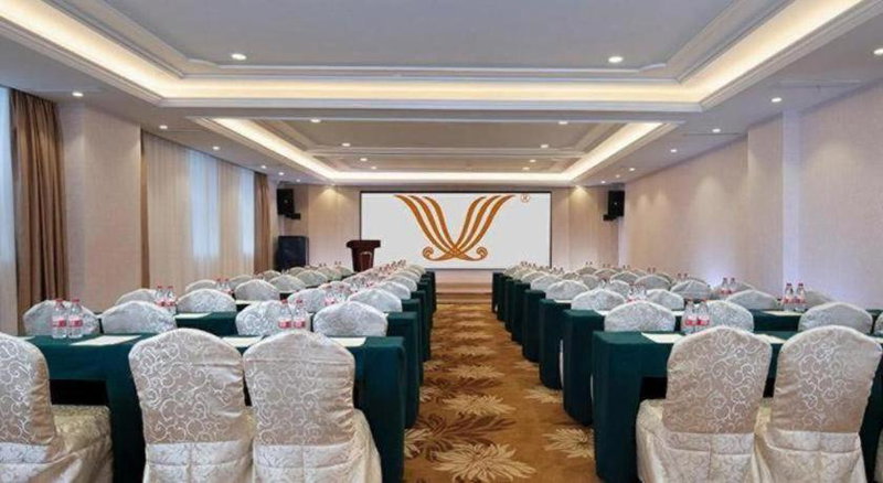 Vienna Hotel Jiangsu Zhangjiagang Passenger Terminal Station, Zhangjiagang, China