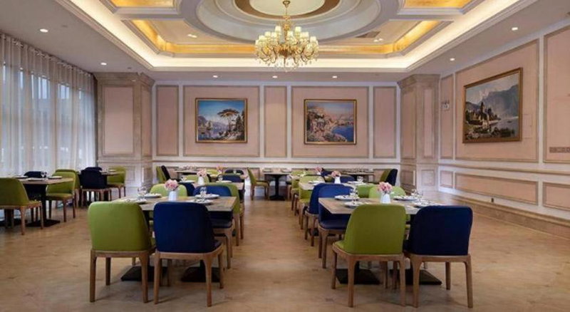 Vienna Hotel Jiangsu Zhangjiagang Passenger Terminal Station, Zhangjiagang, China