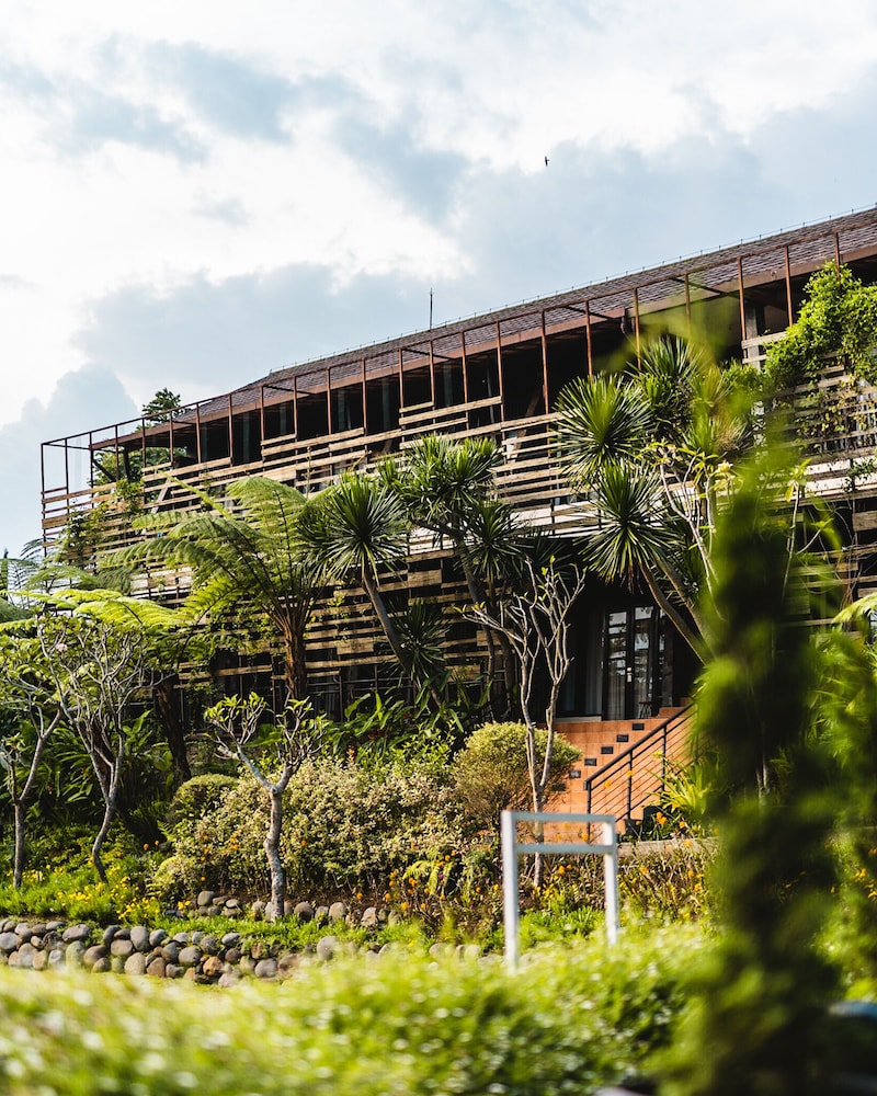 Hotel · Green Forest Resort & Wedding Bandung, Parongpong