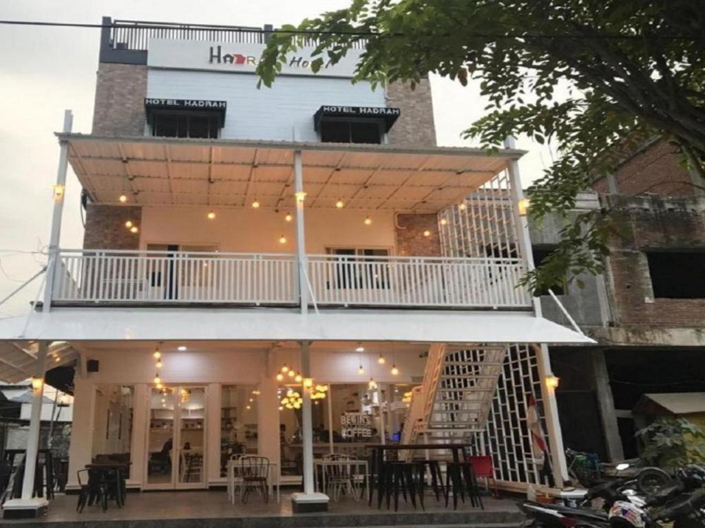 Hadrah Hotel, Indonesia
