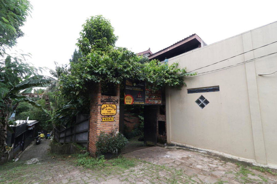 NILA HOUSE, Sharia Family Home Stay, Jakarta, Indonesia