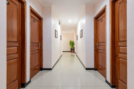 RedDoorz Syariah @ Soekarno Hatta Indah 2, Blimbing, Indonesia