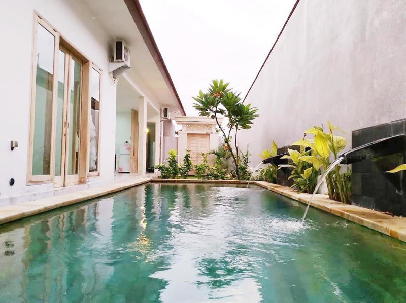 Villa Santika, Banjar, Indonesia