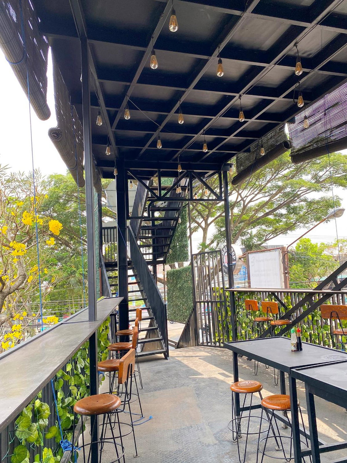 Hotel · Djuragan Kamar Suhat, Kasri