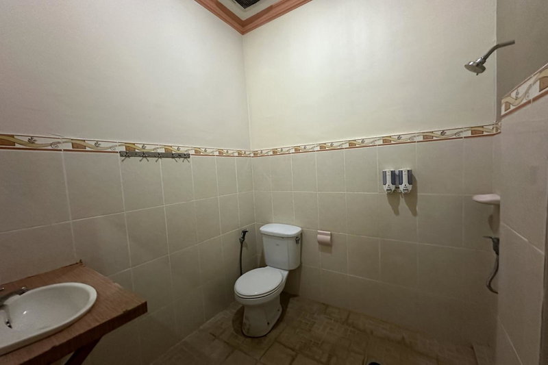 Taxa Raya Guest House, Legian, Indonesia