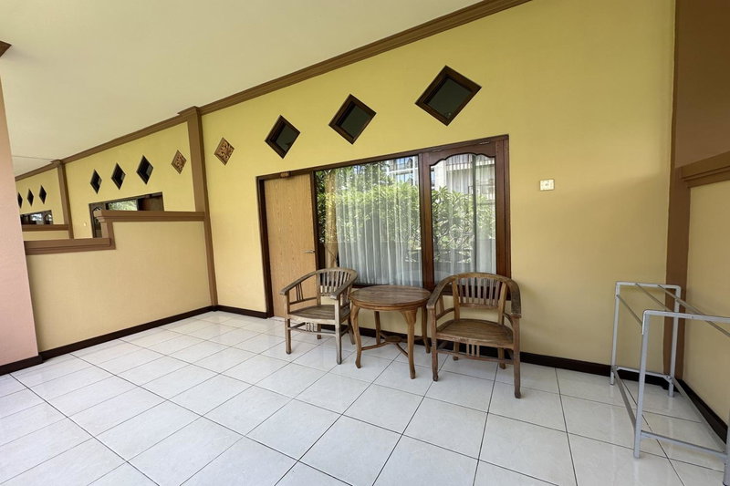 Taxa Raya Guest House, Legian, Indonesia