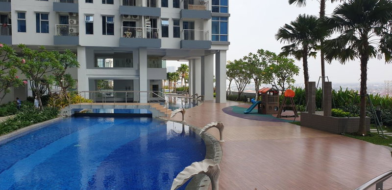 Cosmy Benson Apartment at Supermall Pakuwon, Lontar, Indonesia