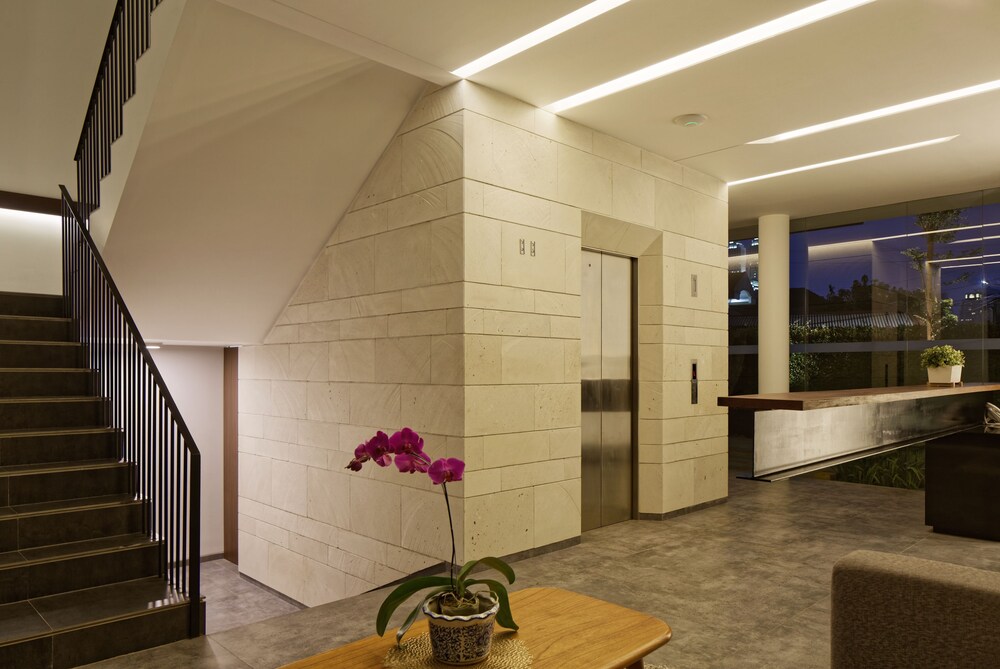 Hotel · Daun Residence, Jakarta