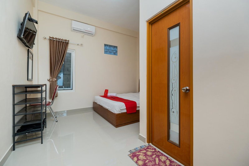 RedDoorz Syariah near Batu Night Spectacular, Malang, Indonesia