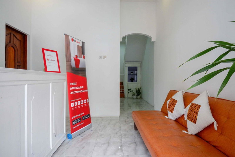 RedDoorz near GOR Jatidiri Semarang, Jatingaleh, Indonesia