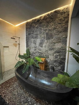 Marades Tropical Villa, Ngingas, Indonesia