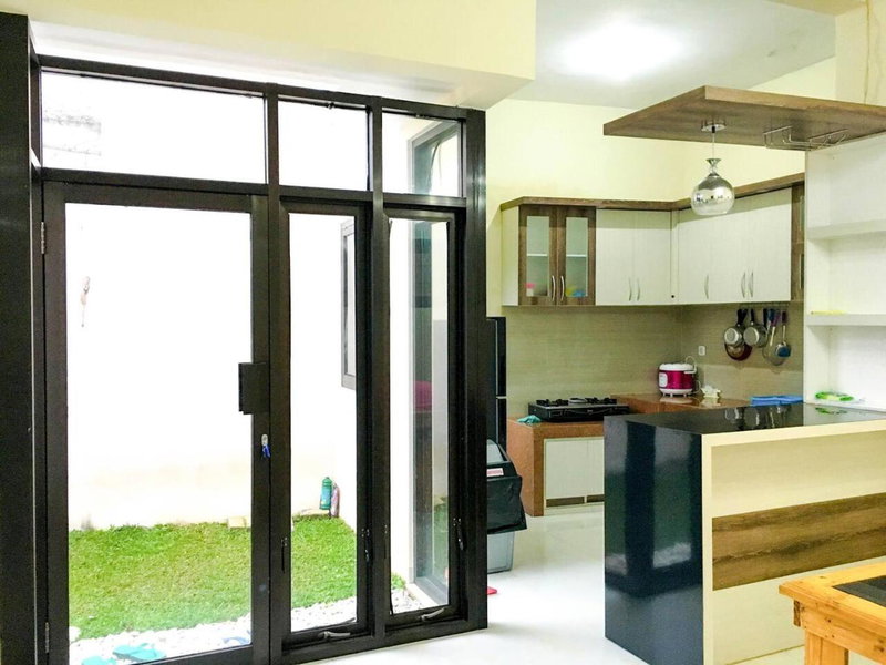 Double E Villa, Batu, Indonesia