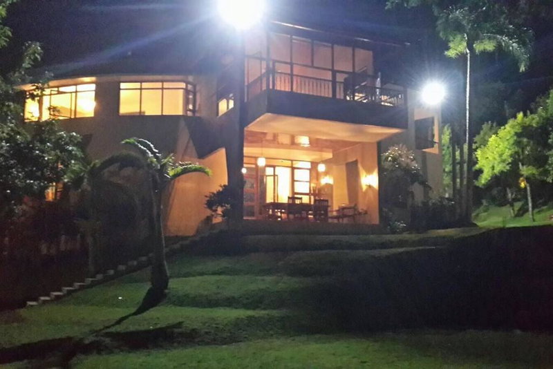 VILLA BATU Luxurious privacy 3BR villa@ klub bunga, Batu, Indonesia