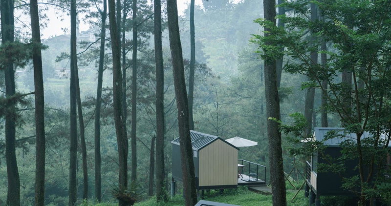 Bobocabin Pacet, Mojokerto, Tjlaket, Indonesia