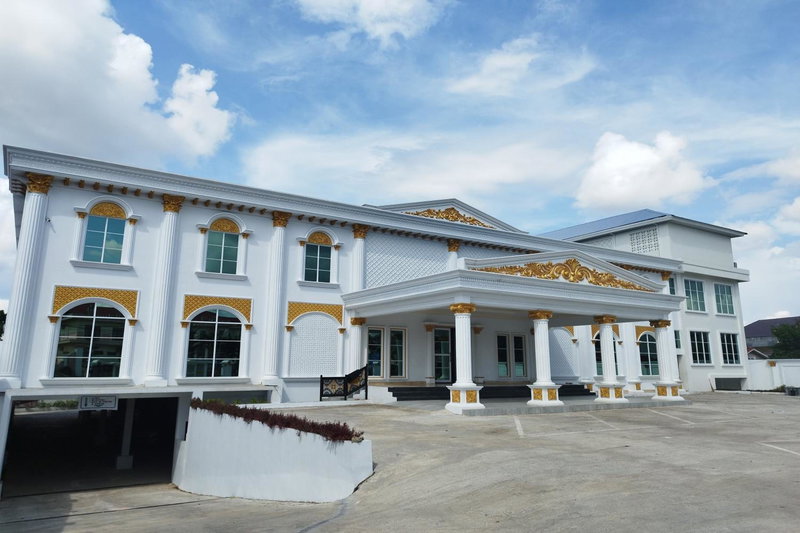 Maulidia Hotel Syariah & Convention Center, Jambi, Indonesia