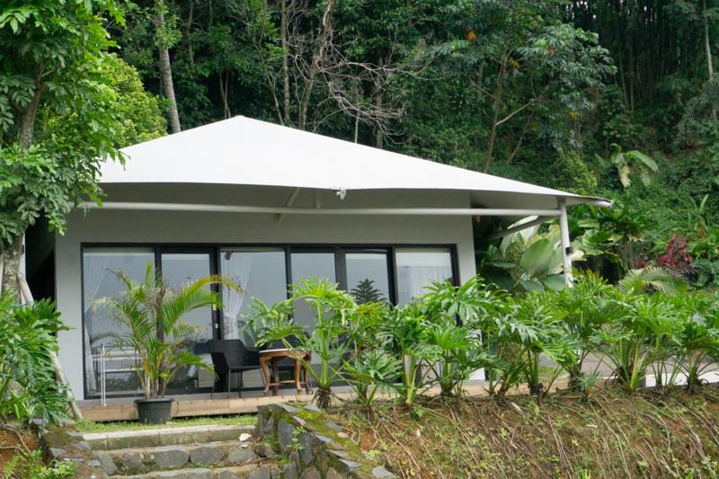 Hotel · The Glamping at ARTOTEL Pelangi Park, Pasirkuda