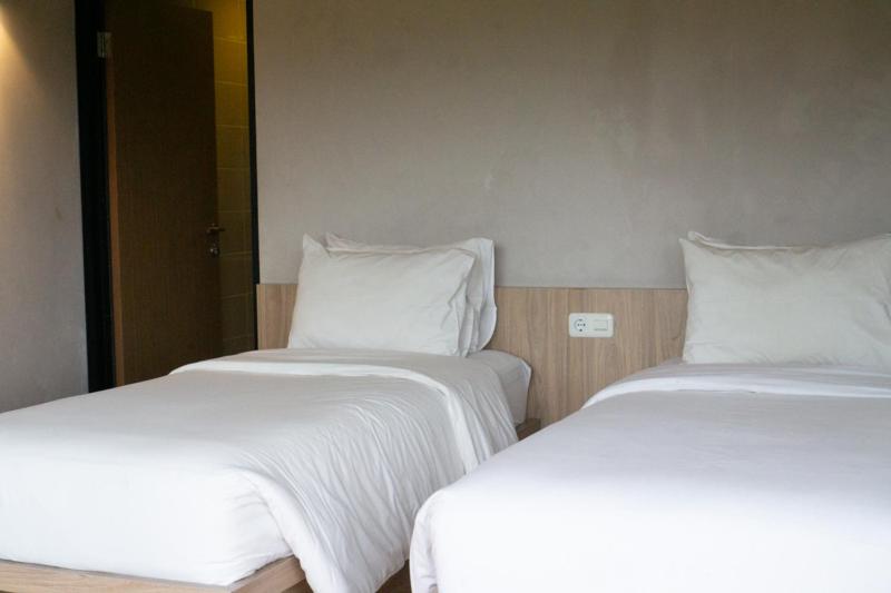 The Glamping at ARTOTEL Pelangi Park, Pasirkuda, Indonesia