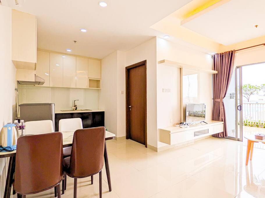 Hotel · Lovina 5-05 at HarbourBay Residence, Batu Ampar