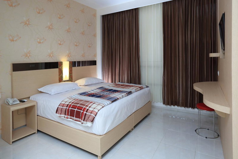 Hotel Dewarna Sutoyo Malang, Malang, Indonesia