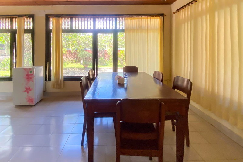 Raja Asri Guest House Sanur Mitra RedDoorz, Sanur, Indonesia