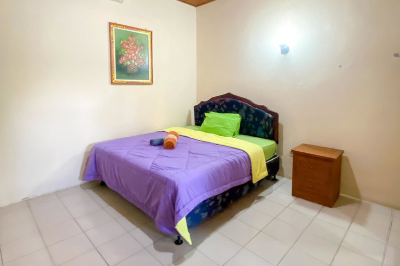 Raja Asri Guest House Sanur Mitra RedDoorz, Sanur, Indonesia