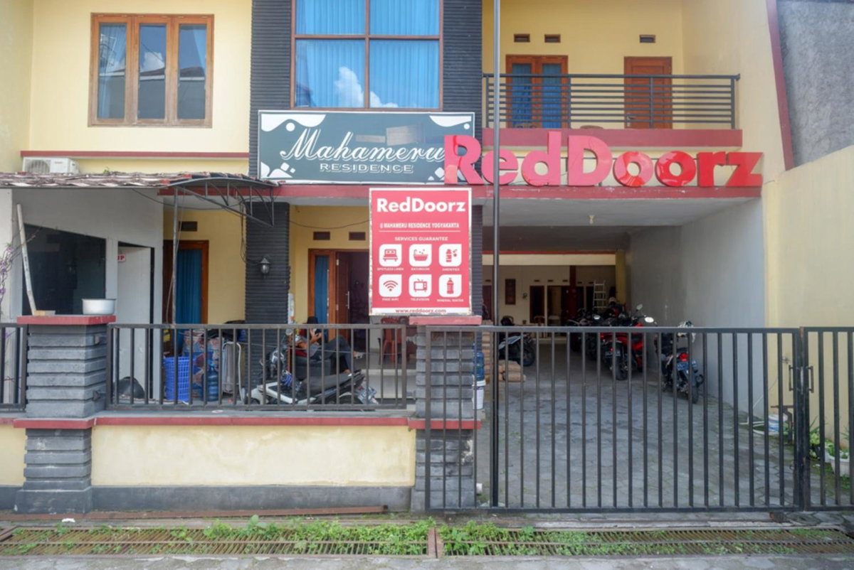 Hotel · ReDdoorz At Mahameru Residence Yogyakarta, Yogyakarta