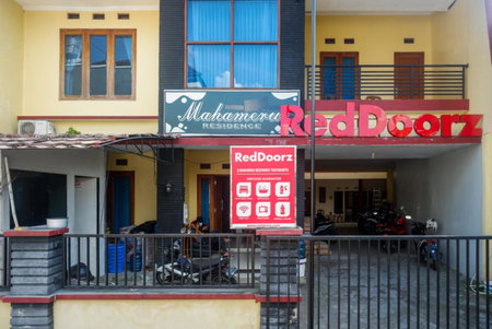 ReDdoorz At Mahameru Residence Yogyakarta, Yogyakarta, Indonesia