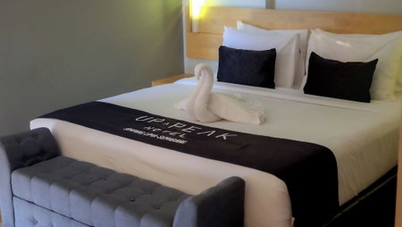 Up-Peak Hotel Simpang Lima Semarang Powered by Archipelago, Semarang, Indonesia