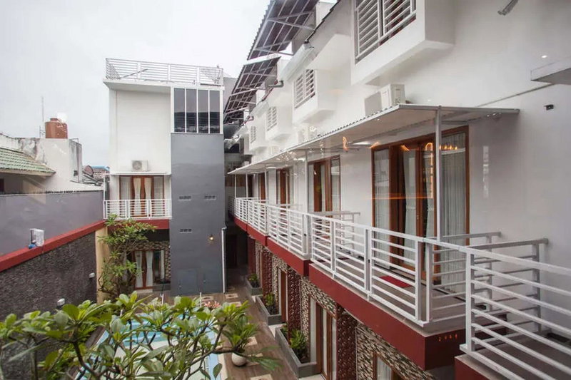 RedDoorz Premium @ Jalan Cengkeh Malang, Malang, Indonesia
