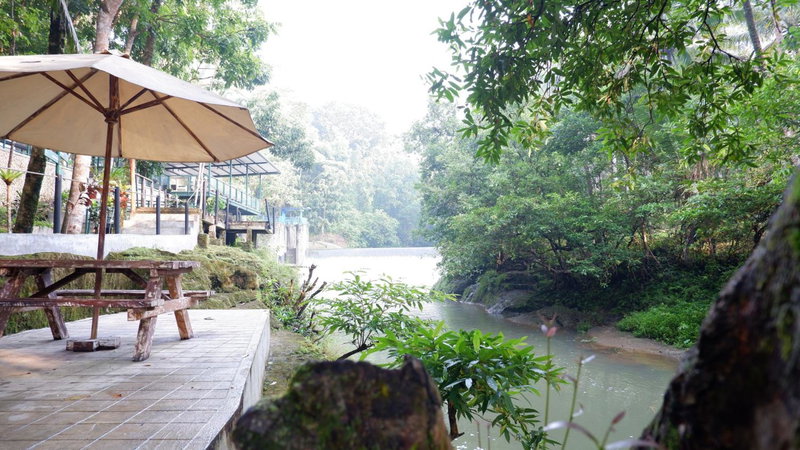 Hau Riverside Lodges Citumang, Pangandaran, Indonesia