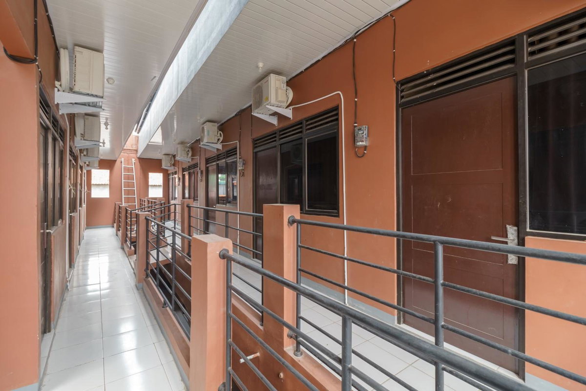 RedDoorz Syariah near Siloam Hospitals Bulak Kapal, Индонезия