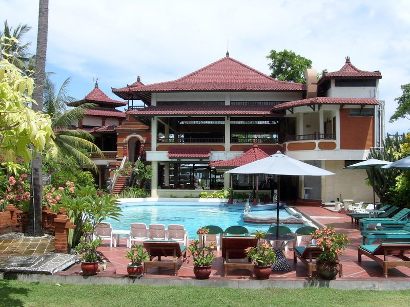 Puri Naga Beachfront Cottages, Legian, Indonesia