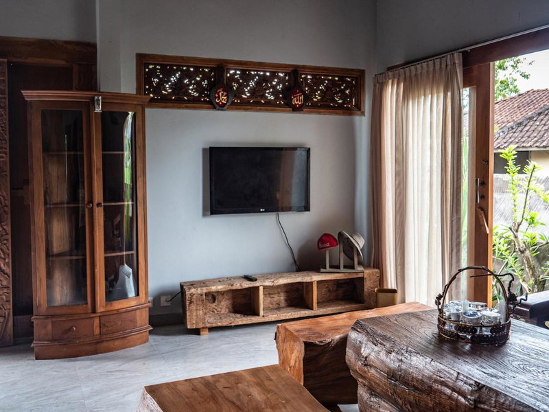 Fins Villa Medewi, Airsatang, Indonesia