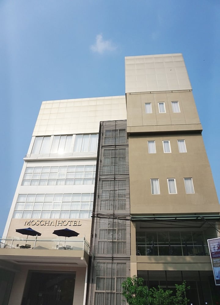 Hotel · Moscha Hotel Surabaya, Surabaya