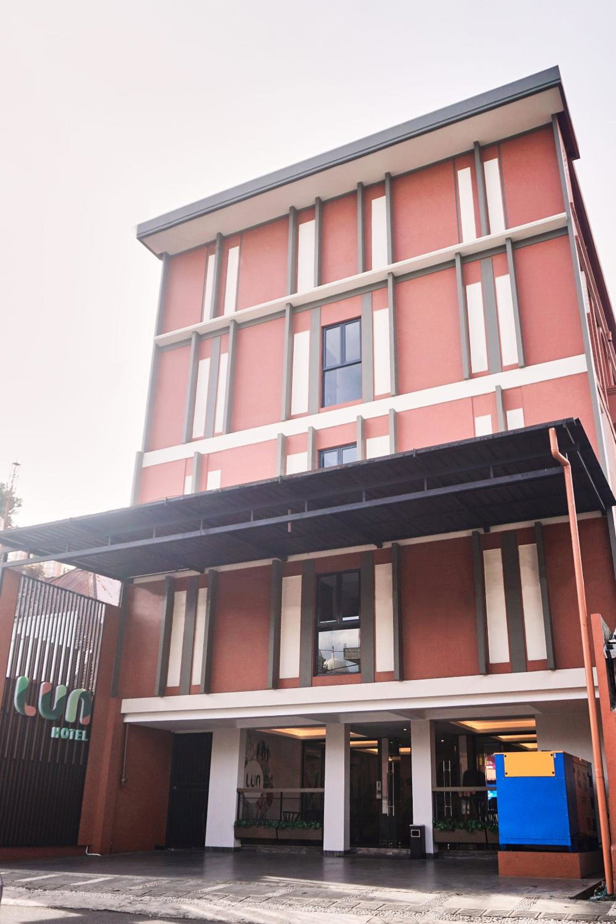 Hotel · Lun Hotel Manado, Manado