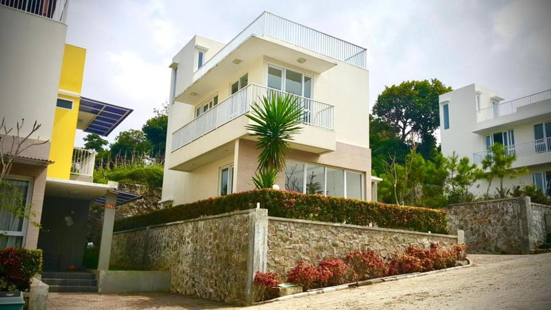 Valle Verde Villas, Bandung, Indonesia