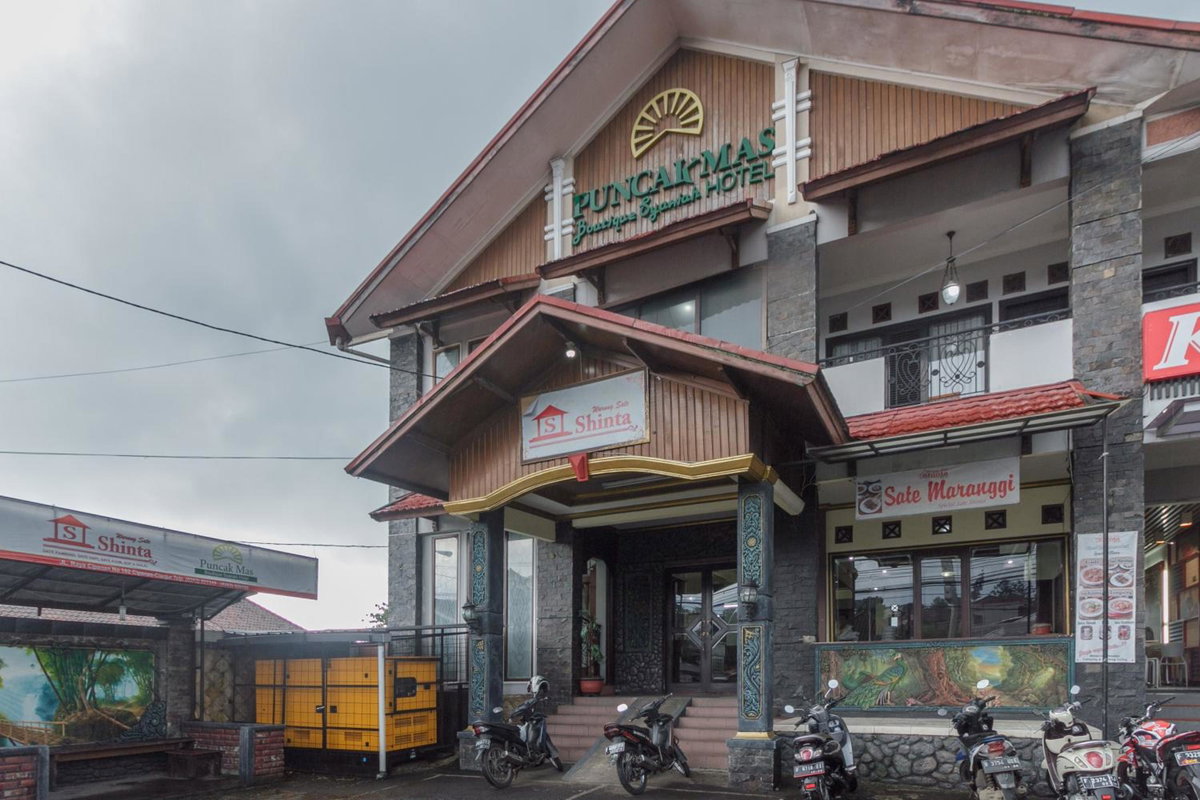 RedDoorz Syariah @ Cipanas, Indonesia