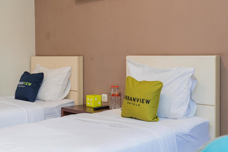 Urbanview Hotel Bubusini Batu by RedDoorz, Batu, Indonesia