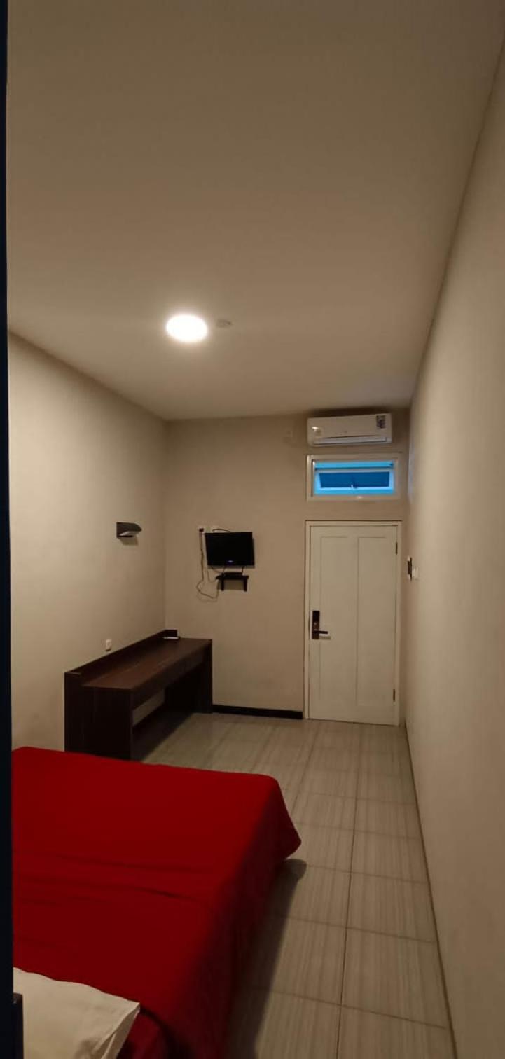 Hotel · Bromo Family Guest House, Kepanjen