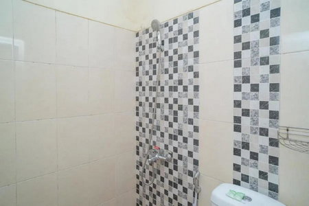 Urbanview Hotel Omah Anin Batu by RedDoorz, Tlekung, Indonesia