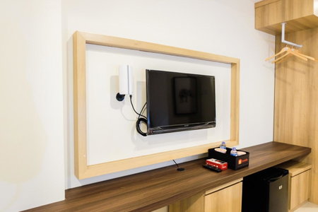 Modern Elegant Studio Grand Kamala Lagoon Apartment By Travelio, Pulosirih, Indonesia