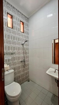 Hens Guesthouse Syariah, Gadobangkong, Indonesia